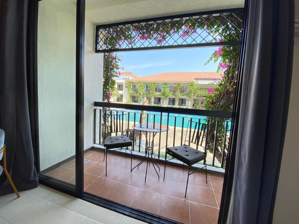 Plaza Del Norte Hotel And Convention Center Laoag Extérieur photo